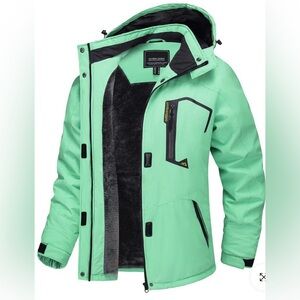 Outdoor Mint Green Hooded Jacket